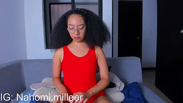 NAHOMI MILLER online show from October 2025 09:58:01 PM