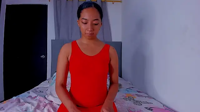 NAHOMI MILLER online show from March 2025 01:25:02 AM