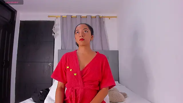 NAHOMI MILLER online show from February 2025 11:41:02 PM