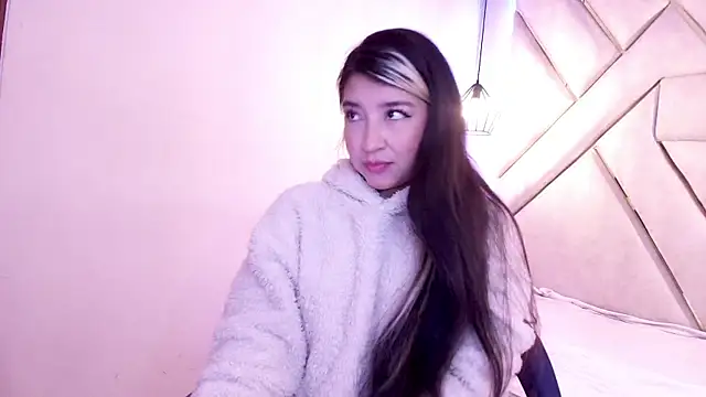 Dahian Dmour online show from November 2025 12:05:01 PM