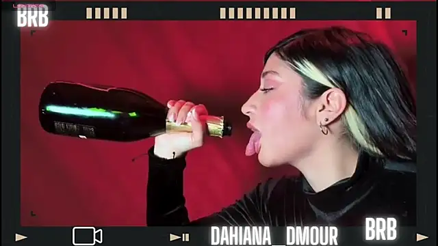 Dahian Dmour online show from December 2025 12:07:02 PM