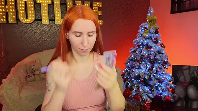 Snapshot of AliceBYKiss chatting on December 2024 12:19:02 PM AliceBYKiss online show from December 2024 12:19:02 PM