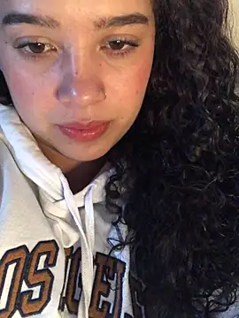 Snapshot of Julieta_333 chatting on March 2025 08:51:01 PM Julieta 333 online show from March 2025 08:51:01 PM