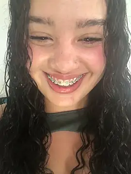 Snapshot of Julieta_333 chatting on March 2025 06:12:02 PM Julieta 333 online show from March 2025 06:12:02 PM