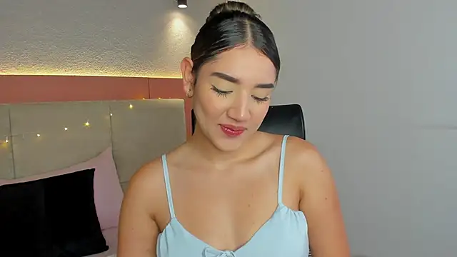 AniiRose online show from November 2025 12:54:01 AM