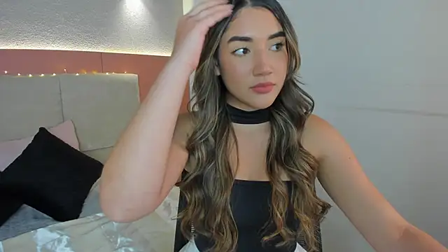 AniiRose online show from November 2025 02:05:01 AM