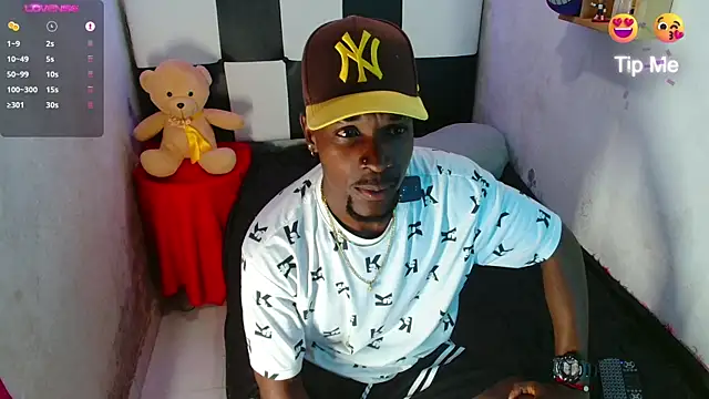 Aroonpapisex online show from April 2026 02:18:01 AM