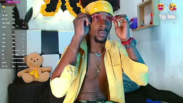 Aroonpapisex online show from March 2026 02:00:01 PM