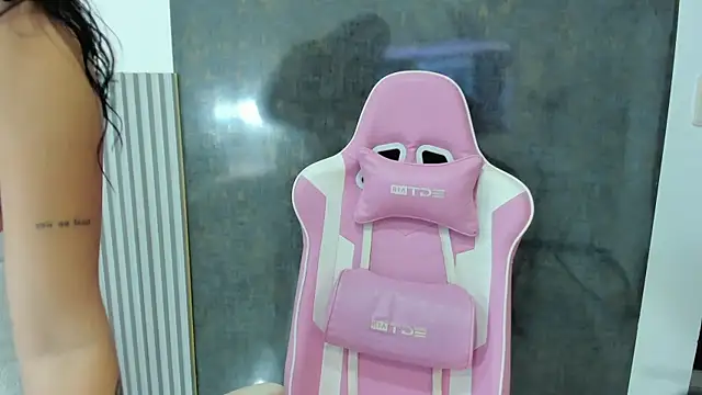 lana boomer online show from April 2026 03:30:02 PM