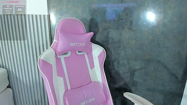 lana boomer online show from March 2026 08:26:02 PM