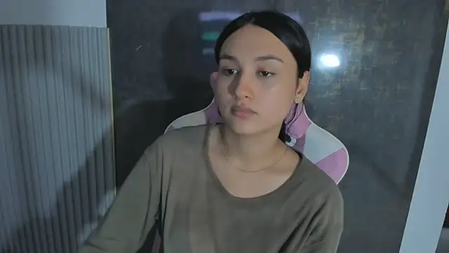 lana boomer online show from April 2026 07:53:01 PM