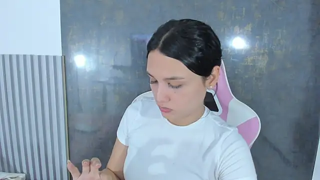 Snapshot of lana_boomer chatting on October 2025 08:07:01 PM lana boomer online show from October 2025 08:07:01 PM