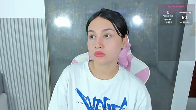 lana boomer online show from February 2026 07:59:02 PM