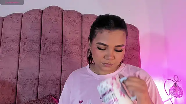 Carolina Evanss online show from December 2025 03:52:02 AM