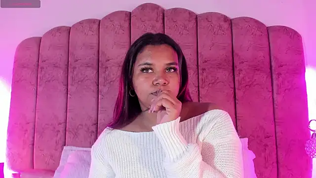 Carolina Evanss online show from December 2025 06:14:01 AM