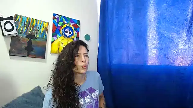 Snapshot of Leyla_Horny_Bg chatting on October 2025 12:17:01 PM Leyla Horny Bg online show from October 2025 12:17:01 PM