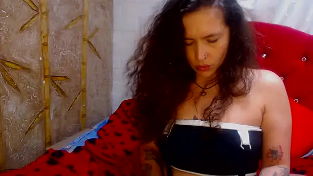 Snapshot of Leyla_Horny_Bg chatting on March 2025 03:25:01 AM Leyla Horny Bg online show from March 2025 03:25:01 AM