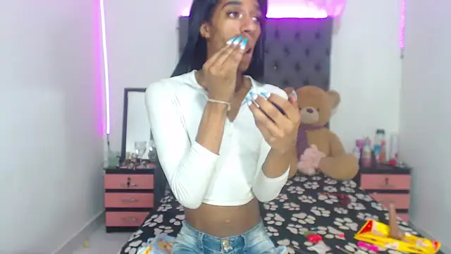 lucianadolll online show from September 2025 02:12:02 PM