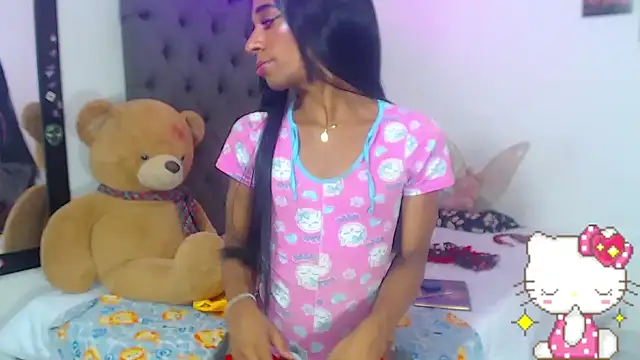 lucianadolll online show from November 2025 08:53:02 PM