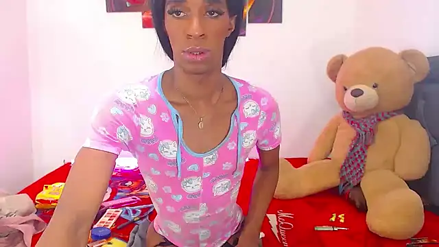 lucianadolll online show from November 2025 05:12:01 AM