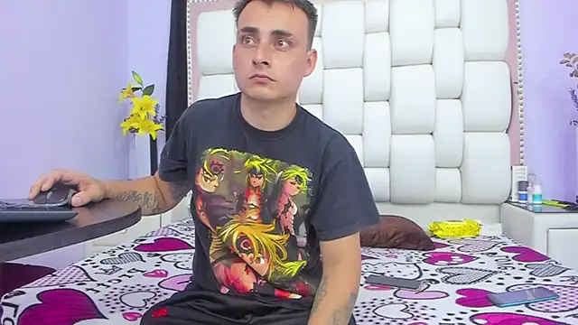 Salome Moonn online show from October 2025 02:34:02 AM