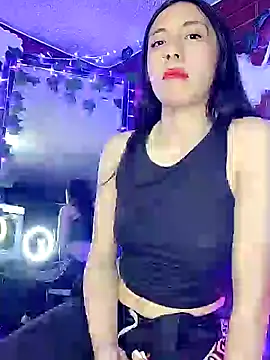 Snapshot of -Lola_Bunny chatting on February 2025 10:43:02 PM -Lola Bunny online show from February 2025 10:43:02 PM