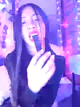 Snapshot of -Lola_Bunny chatting on February 2025 04:33:02 AM -Lola Bunny online show from February 2025 04:33:02 AM