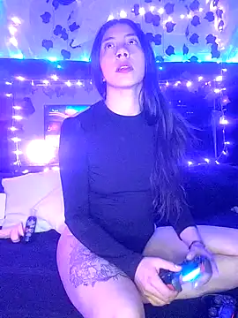 Snapshot of -Lola_Bunny chatting on February 2025 02:08:02 AM -Lola Bunny online show from February 2025 02:08:02 AM