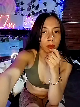 Snapshot of -Lola_Bunny chatting on March 2025 01:35:02 AM -Lola Bunny online show from March 2025 01:35:02 AM