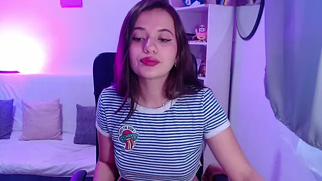 Soy abby online show from April 2026 10:33:01 PM