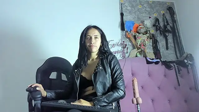 Evil sammy online show from November 2025 08:42:02 PM