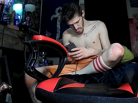 ATwinkie online show from May 2026 01:26:01 AM
