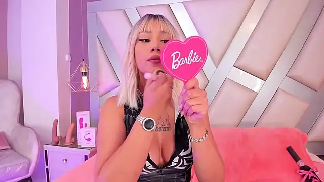 MadissonRey online show from January 2026 01:48:02 PM