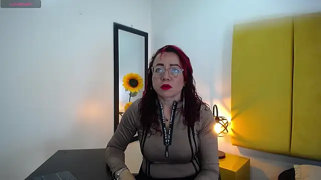 Snapshot of Lupiita223 chatting on September 2025 01:03:02 PM Lupiita223 online show from September 2025 01:03:02 PM