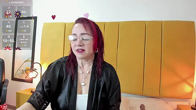 Lupiita223 online show from February 2026 12:49:02 PM