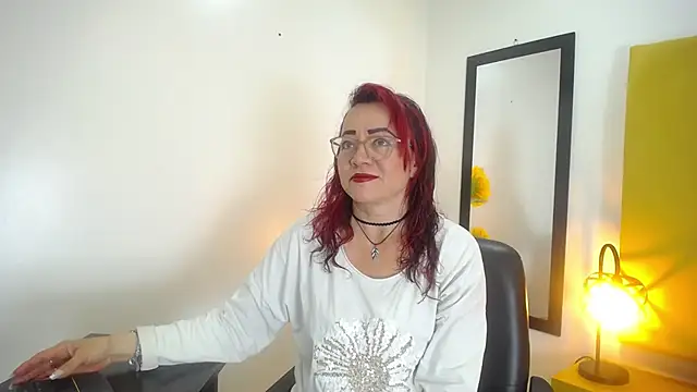 Snapshot of Lupiita223 chatting on September 2025 01:51:01 PM Lupiita223 online show from September 2025 01:51:01 PM
