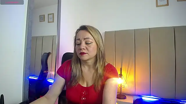 Snapshot of Lupiita223 chatting on March 2025 01:00:01 PM Lupiita223 online show from March 2025 01:00:01 PM