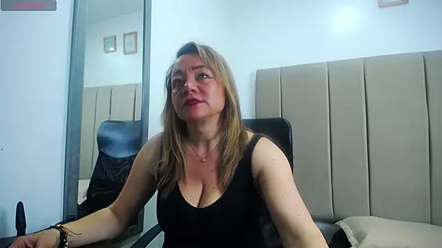 Snapshot of Lupiita223 chatting on March 2025 12:57:02 PM Lupiita223 online show from March 2025 12:57:02 PM