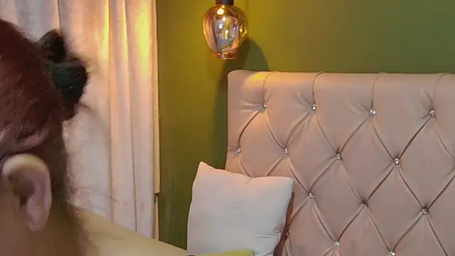 renata milf  online show from September 2025 11:59:01 AM
