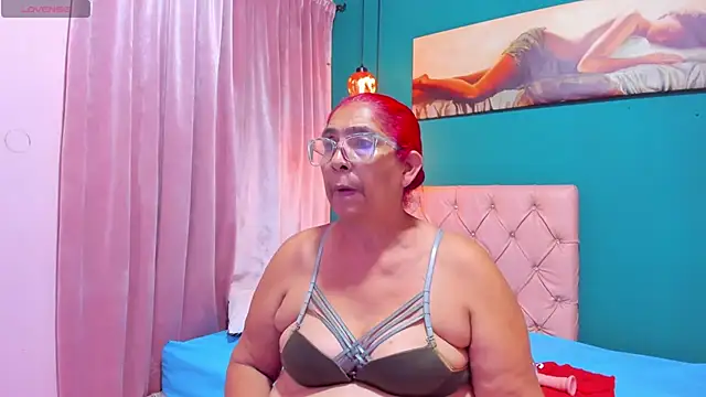 renata milf  online show from December 2025 11:45:01 AM