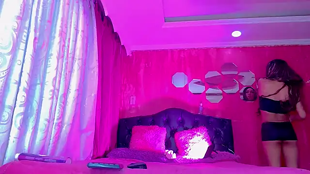 TiffanyMackensyy online show from March 2026 01:27:01 AM