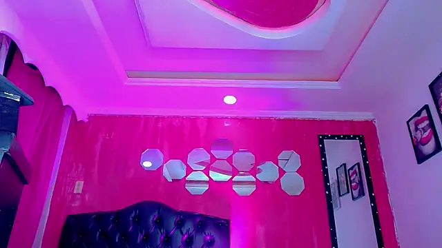 TiffanyMackensyy online show from February 2026 01:29:01 AM