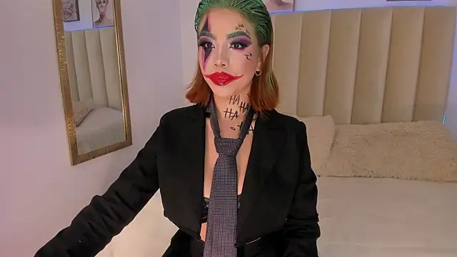 Catvalentine  online show from October 2025 01:41:01 PM