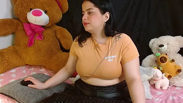 sophia cute1 1 online show from December 2025 12:37:01 PM