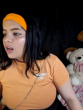 sophia cute1 1 online show from November 2025 02:21:01 PM