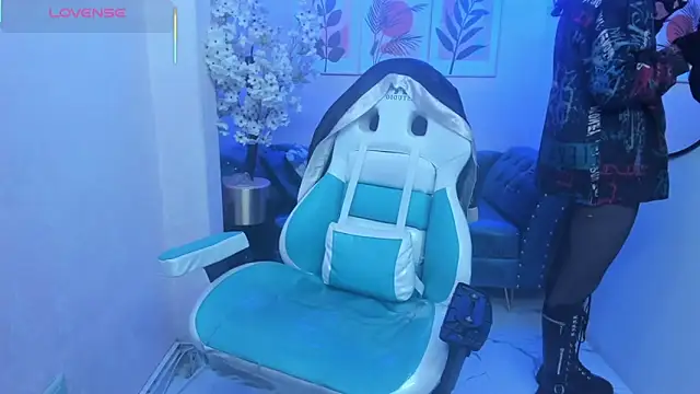 Theia moon online show from October 2025 12:40:02 PM