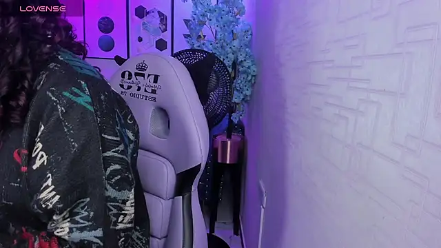 Theia moon online show from October 2025 12:50:01 PM