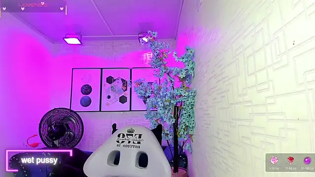 Theia moon online show from November 2025 12:42:02 PM