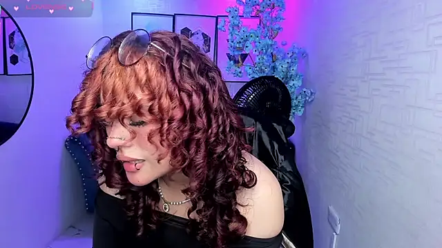 Theia moon online show from November 2025 03:27:01 PM