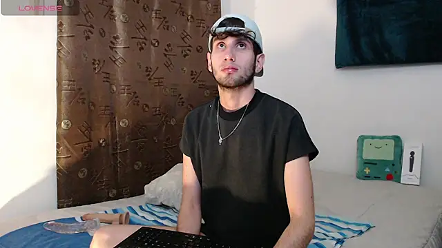 Thhiago tay online show from November 2025 08:57:02 AM